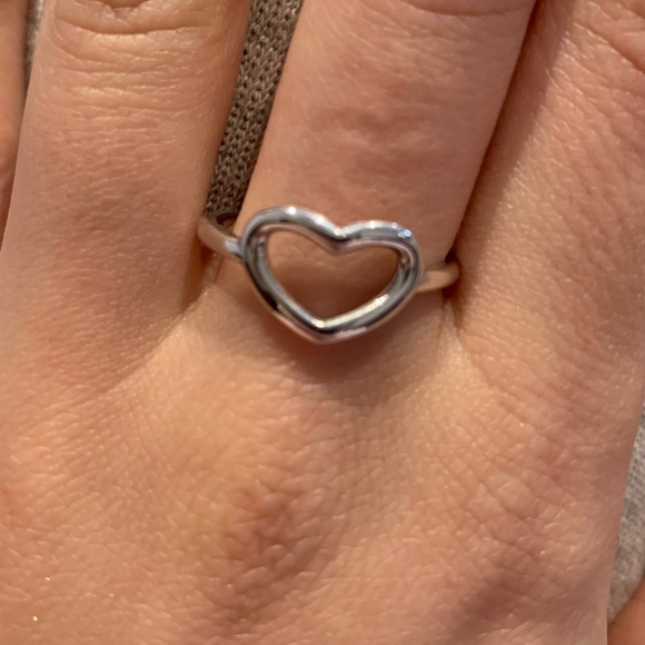 Pandora Polished Open Heart Ring - Picture 2 of 3